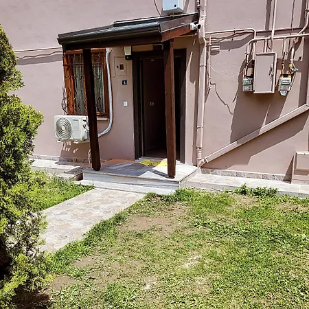 Sapanca Garden House